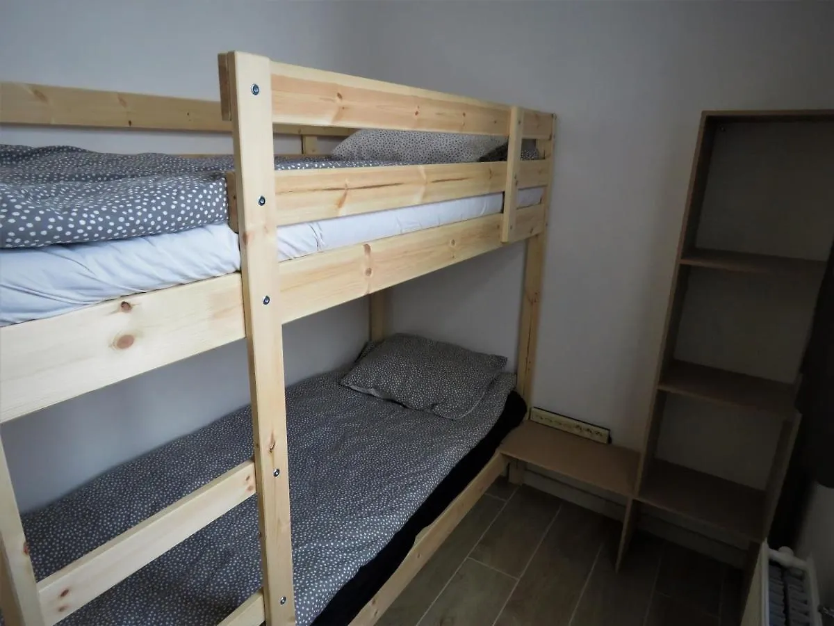 Villa Einstein Apartments Amberes 0*,  Bélgica